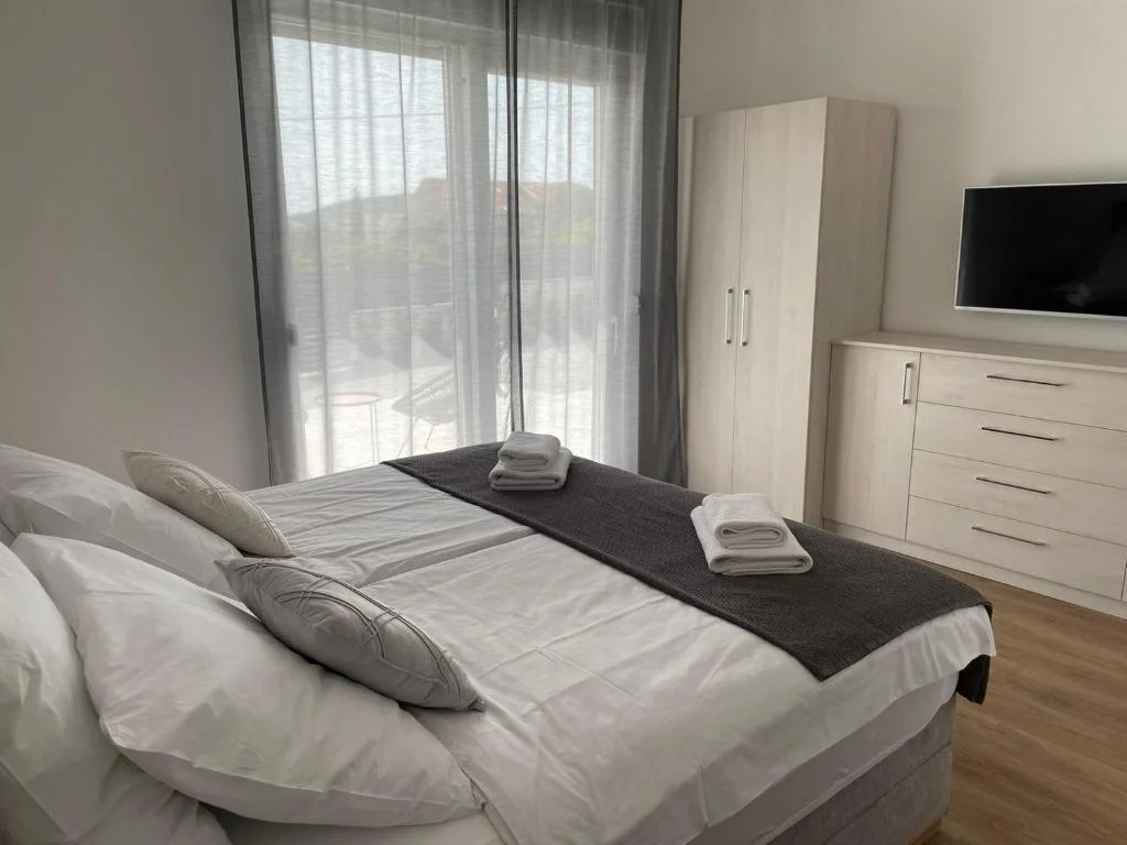 Bella villa con piscina a Kumbor, Herceg Novi